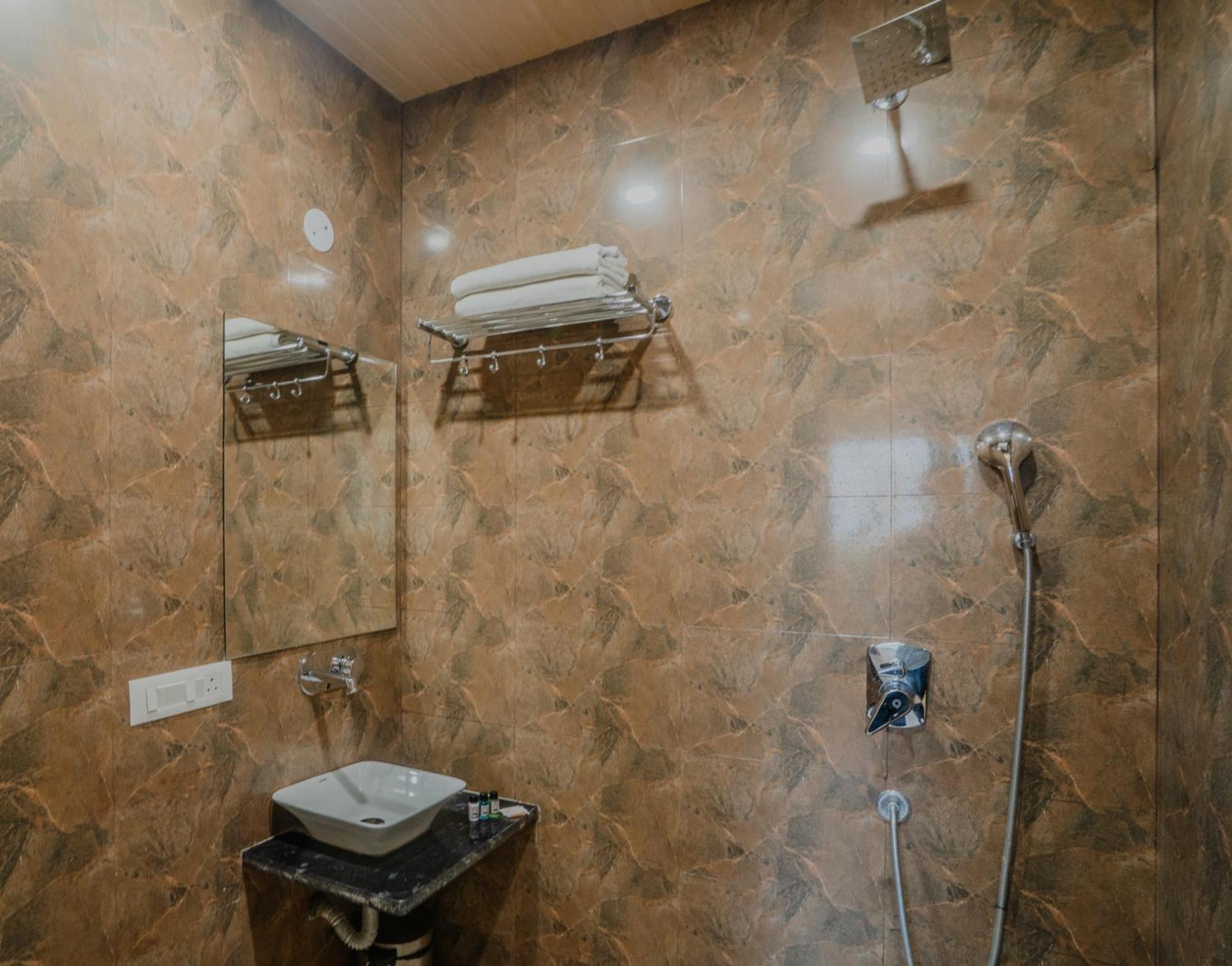 Hotel Snooze Jaipur Bagian luar foto